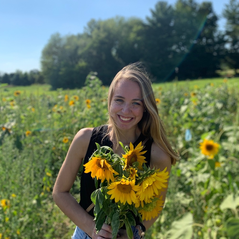 Meet your Posher, Julia